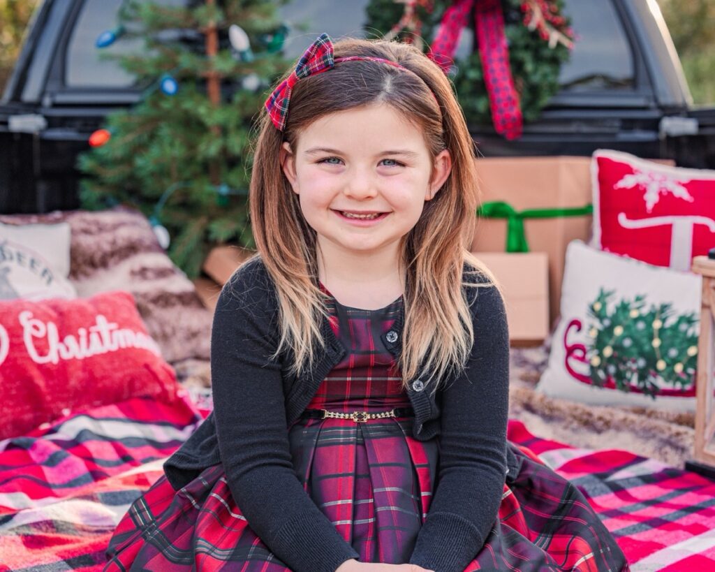 mini sessions in Jacksonville FL Christmas truck