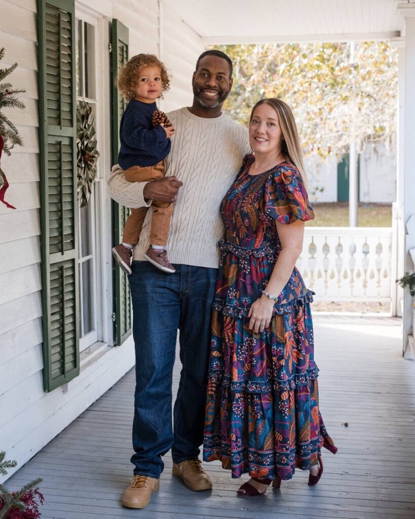 Christmas Mini Sessions in Jacksonville Florida at Walter Jones Historic Park