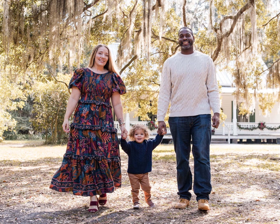 Christmas Mini Sessions in Jacksonville Florida at Walter Jones Historic Park