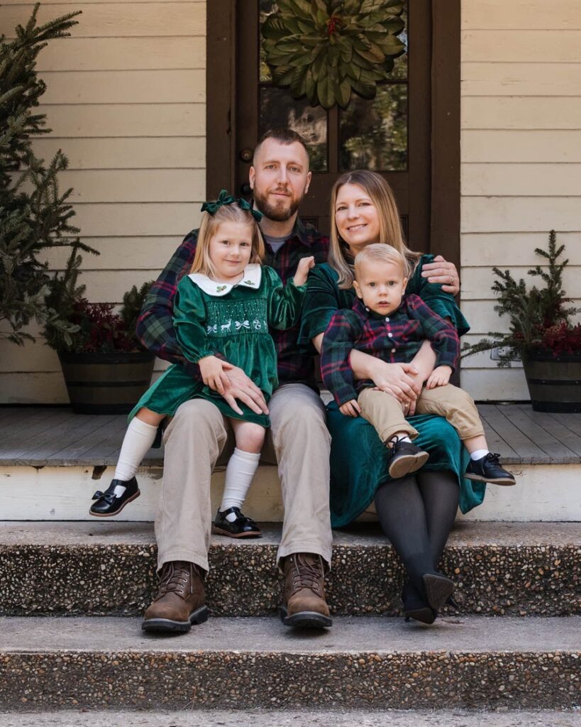 Christmas Mini Sessions in Jacksonville Florida at Walter Jones Historic Park