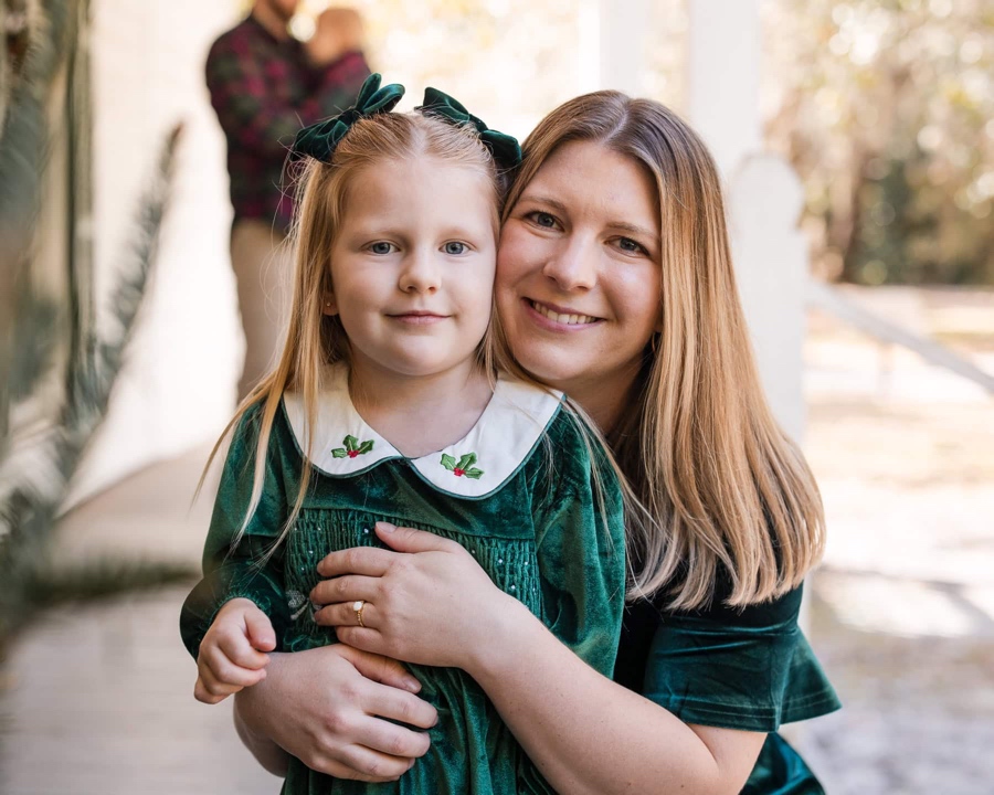 Christmas Mini Sessions in Jacksonville Florida at Walter Jones Historic Park