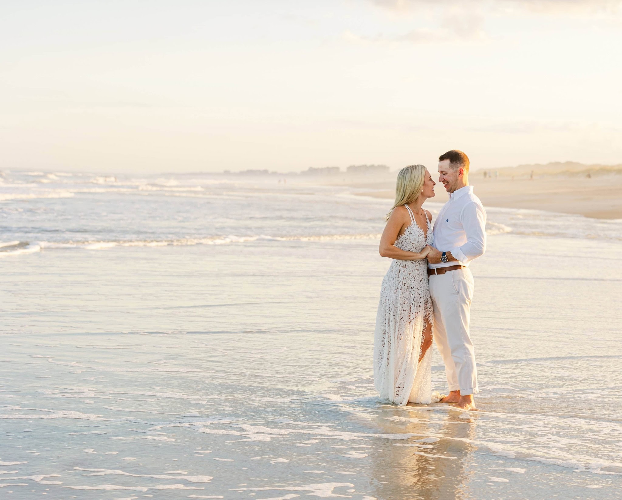 What to wear for Jacksonville beach family photos